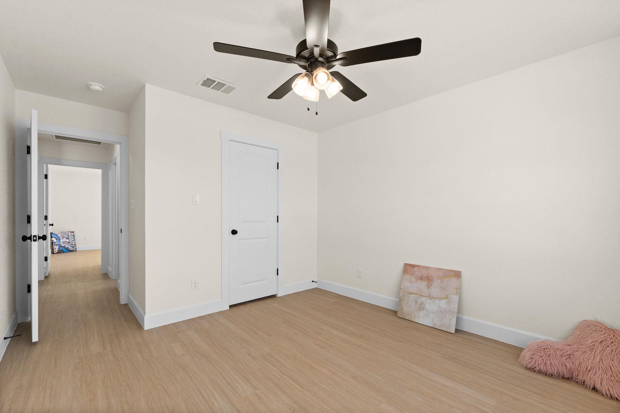 2115 Blackhawk Loop Property Photo 20