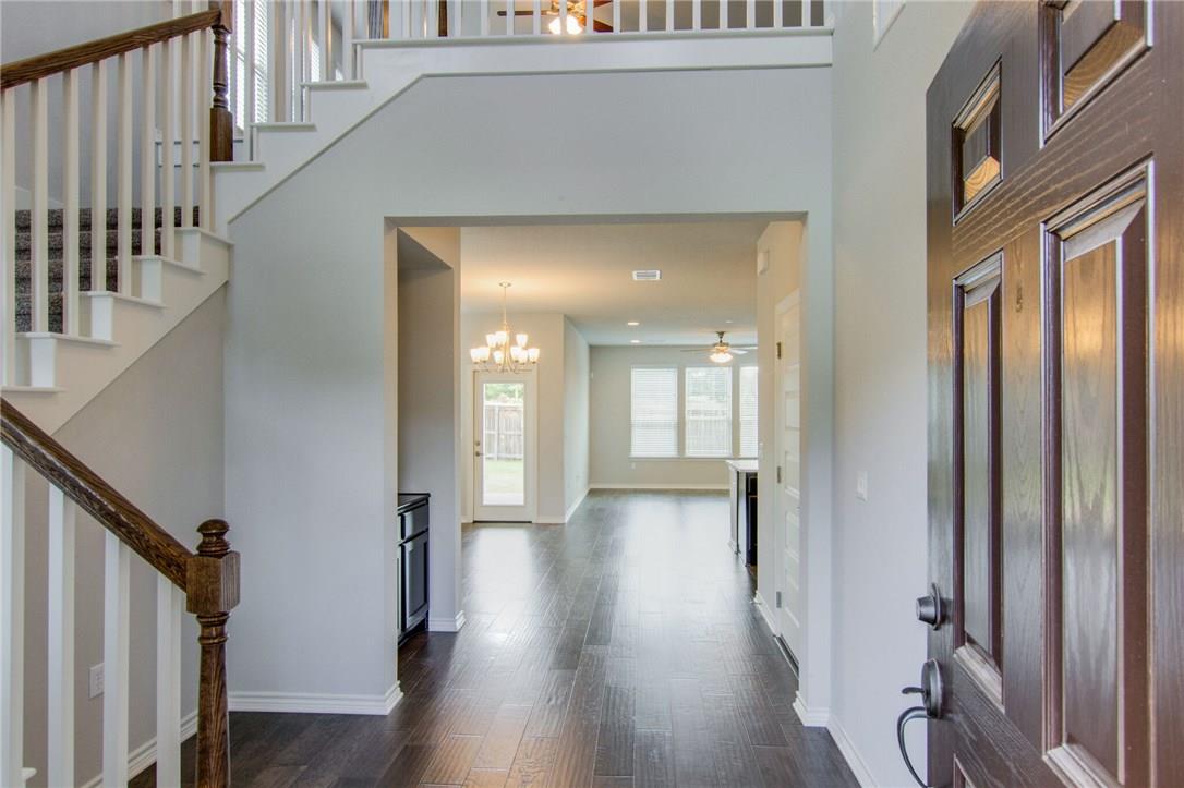 14212 Mccoy Loop Property Photo 4
