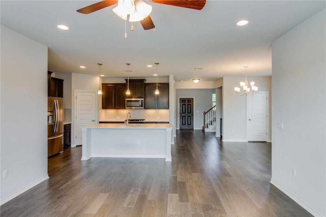 14212 Mccoy Loop Property Photo 8