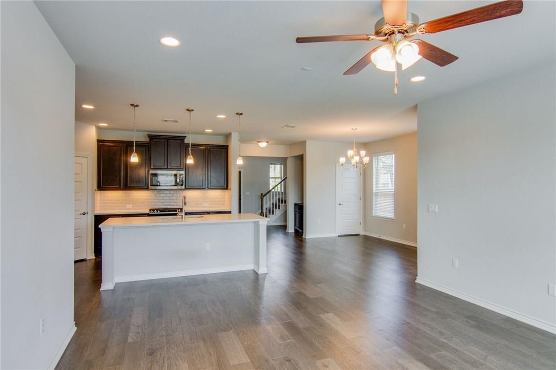 14212 Mccoy Loop Property Photo 9
