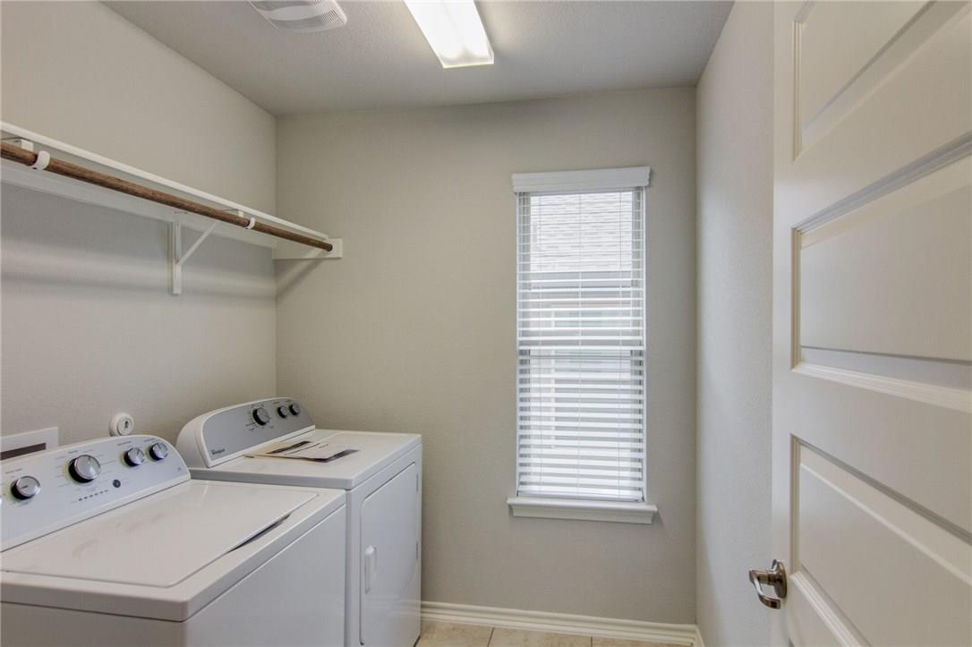 14212 Mccoy Loop Property Photo 28