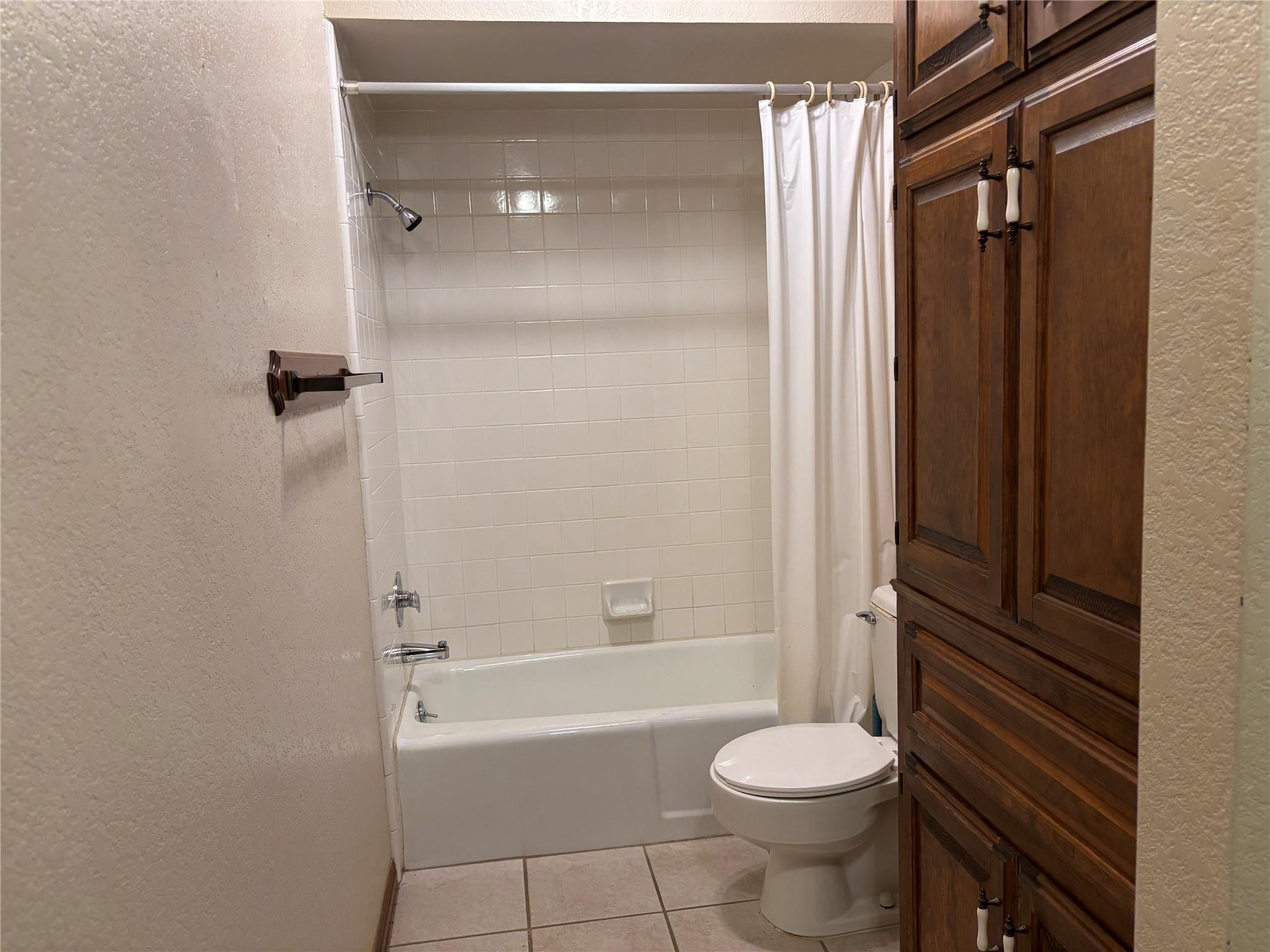 409 Sinuso Dr Property Photo 14