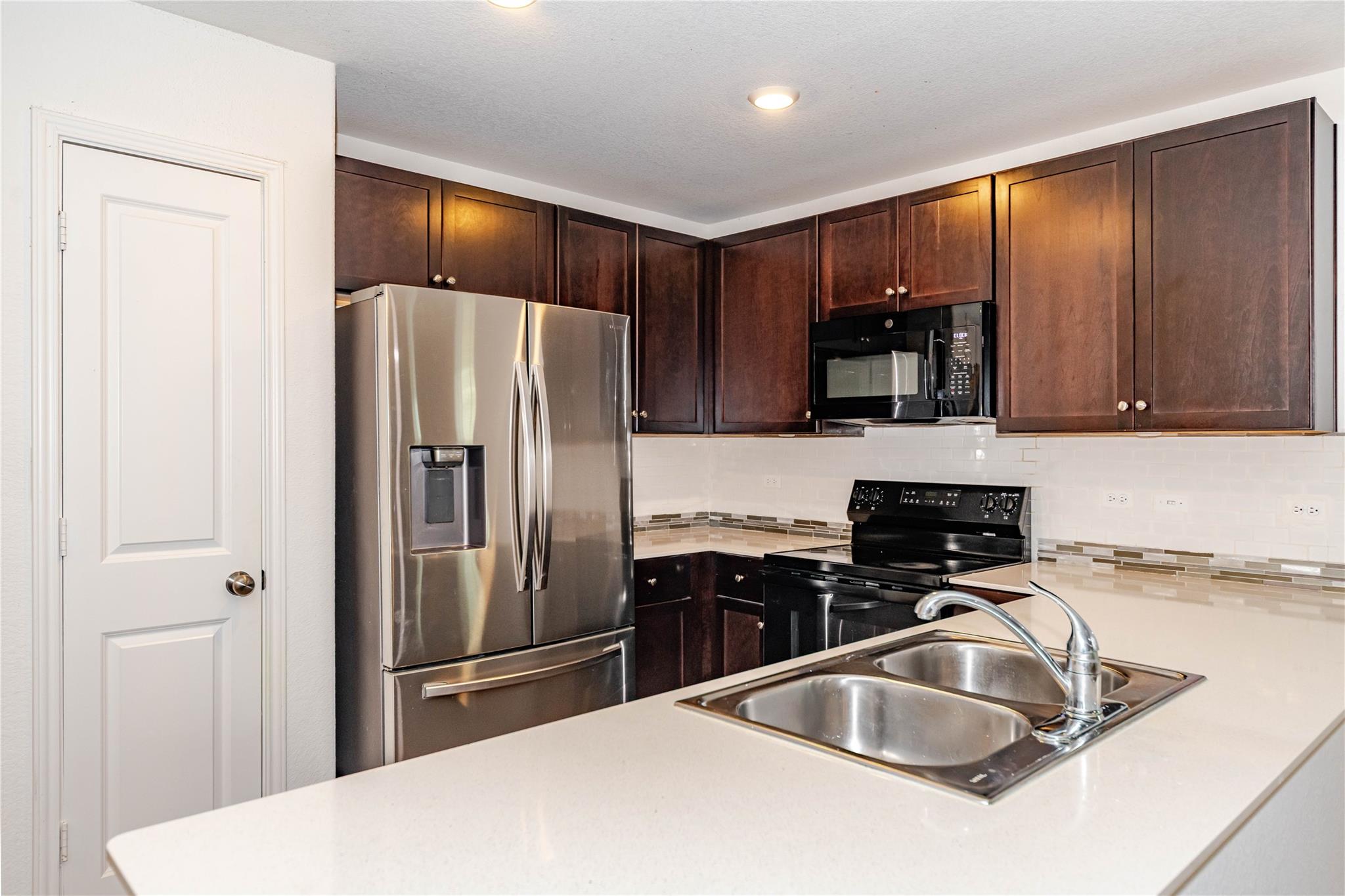 1129 Catfish Ln Property Photo 12