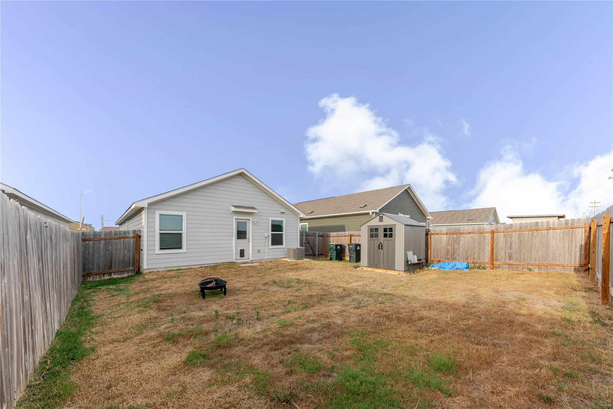 1129 Catfish Ln Property Photo 33