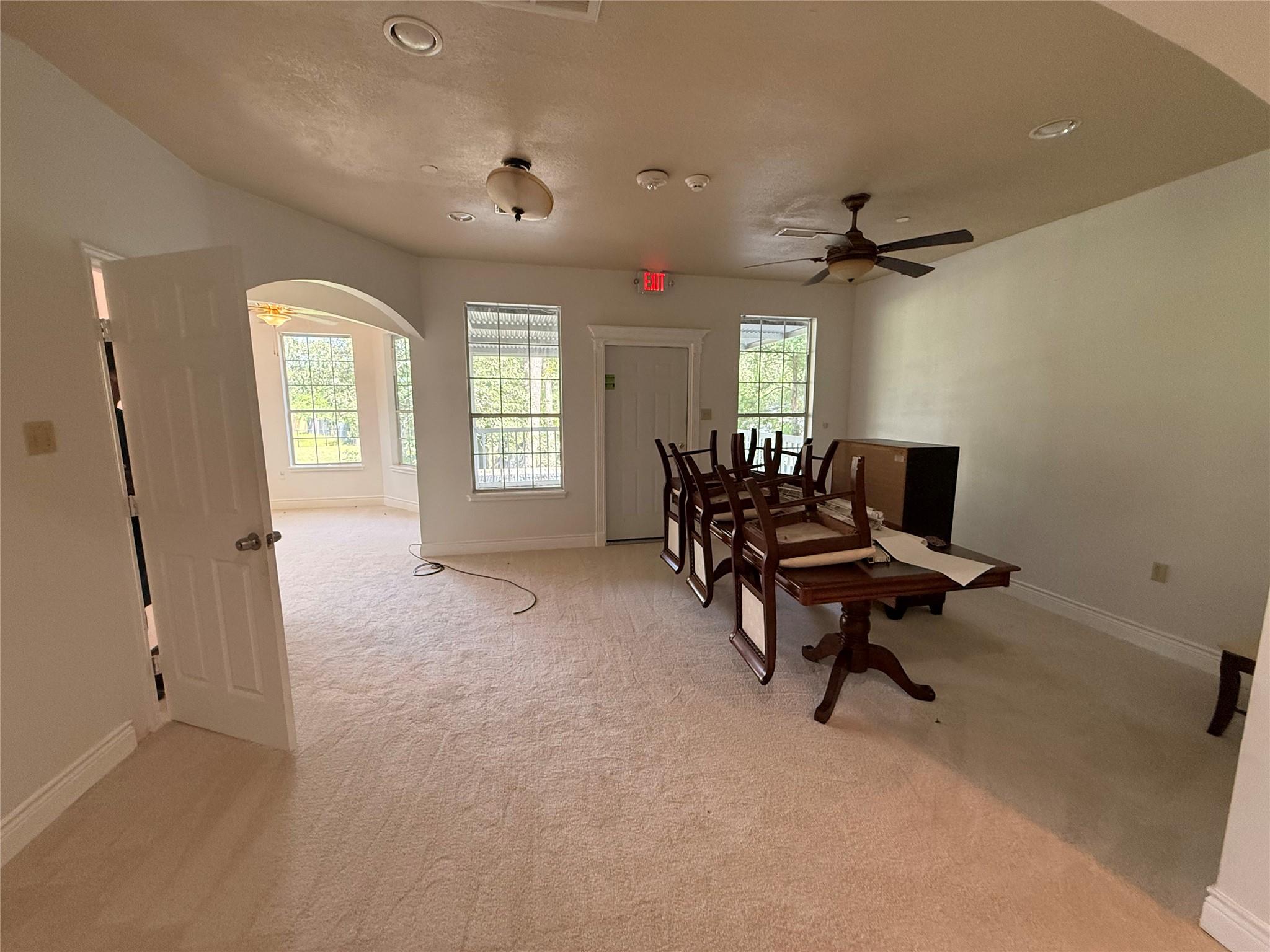 16160 Porter Ln Property Photo 7