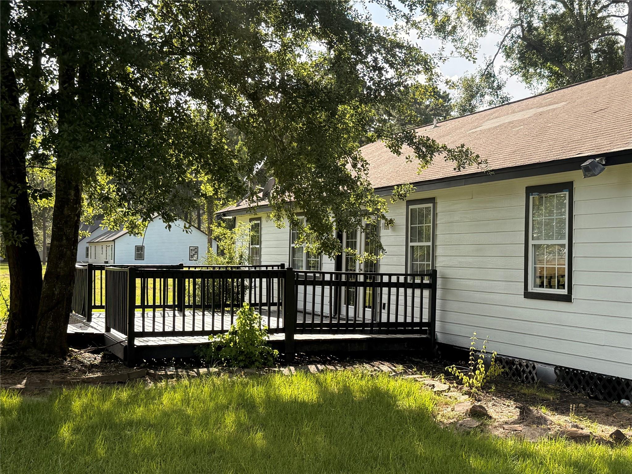 16160 Porter Ln Property Photo 14