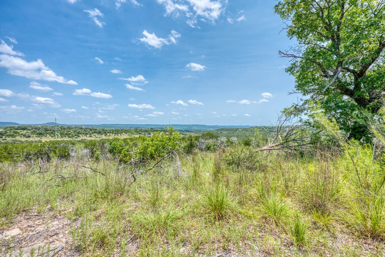 6724 Singleton Bend None Property Photo 2