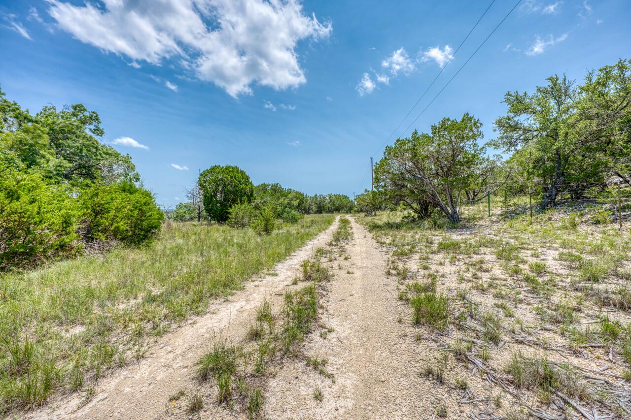 6724 Singleton Bend None Property Photo 16