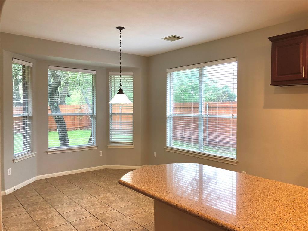 10808 Sky Rock Dr Property Photo 6