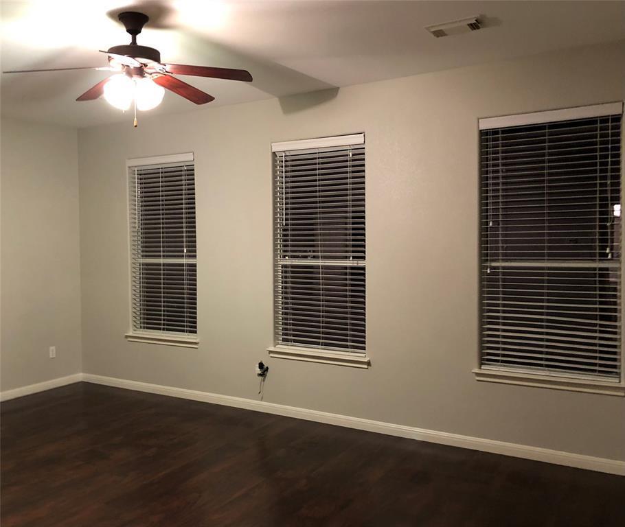 10808 Sky Rock Dr Property Photo 8