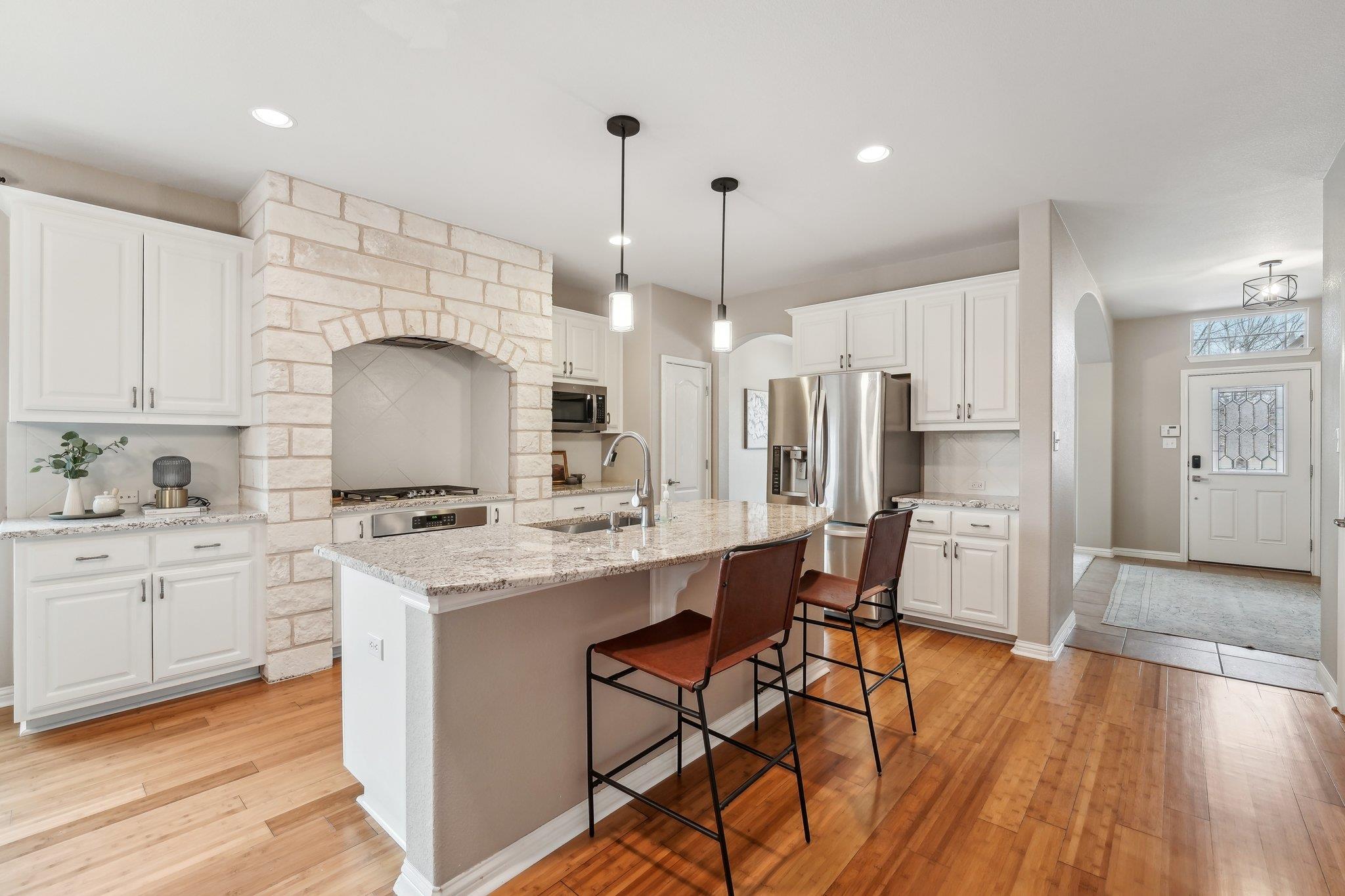 311 Limestone Trl Property Photo 7