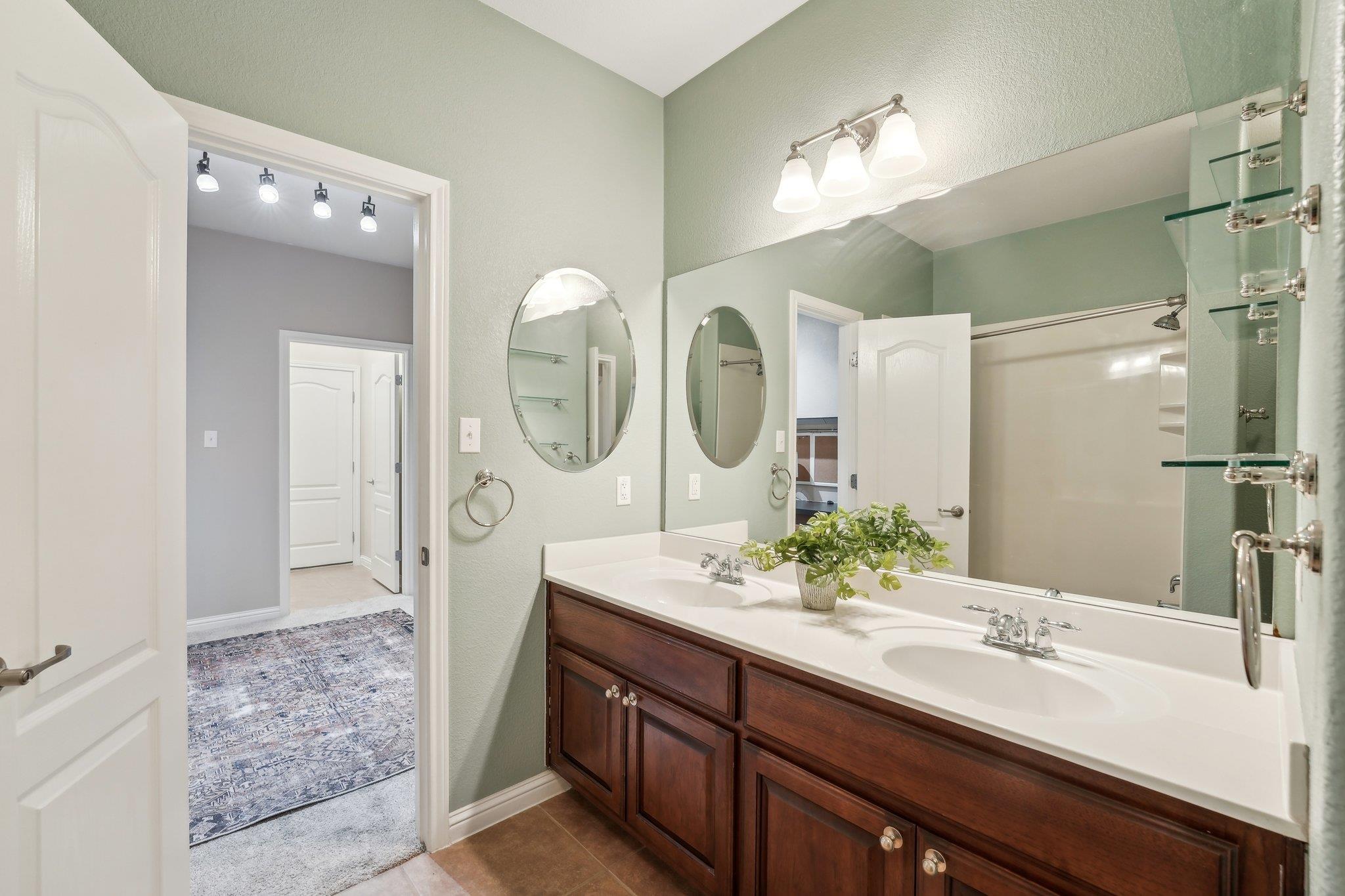 311 Limestone Trl Property Photo 21