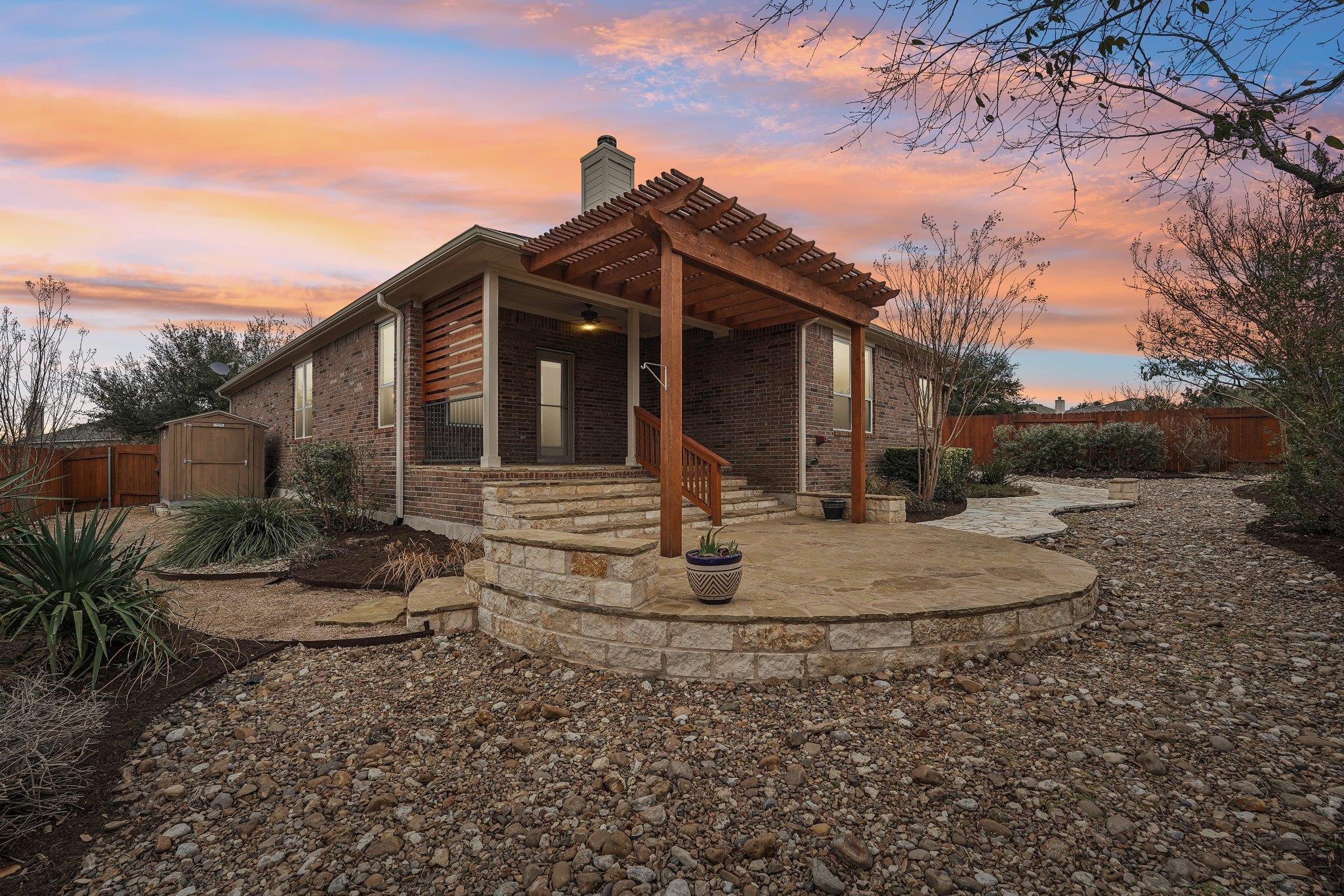 311 Limestone Trl Property Photo 32