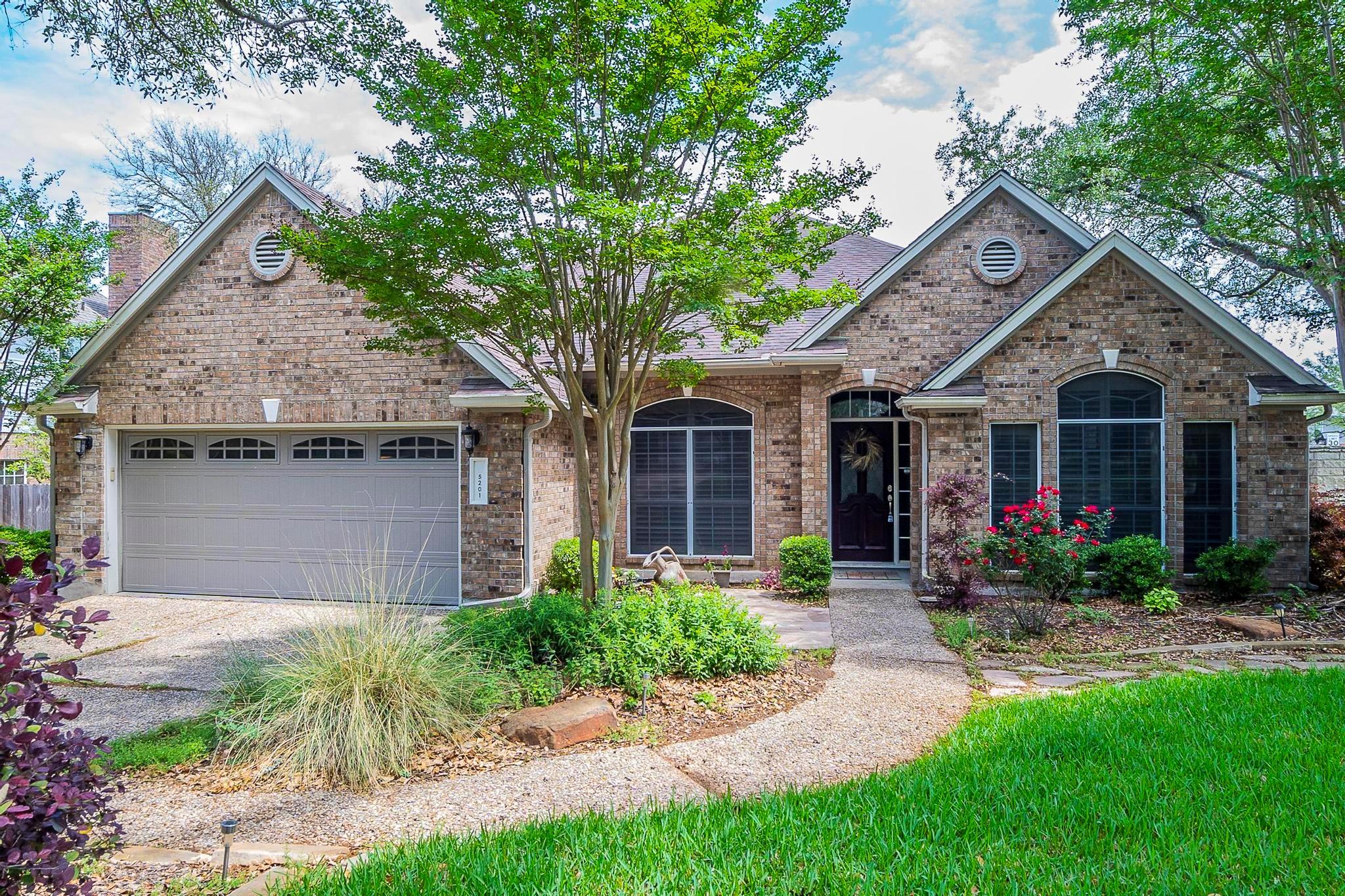 5201 Kite Tail Dr Property Photo 1