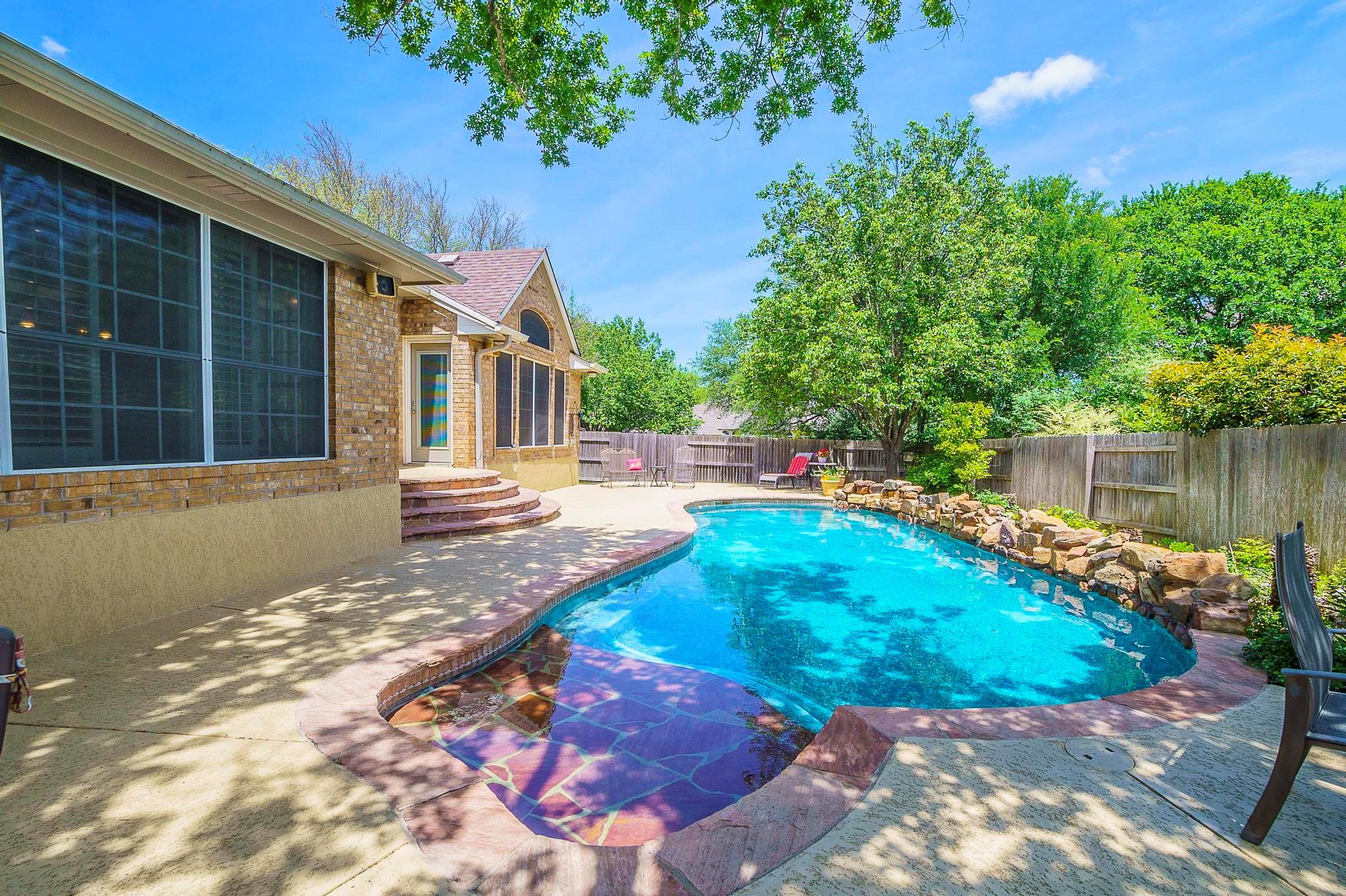 5201 Kite Tail Dr Property Photo 2