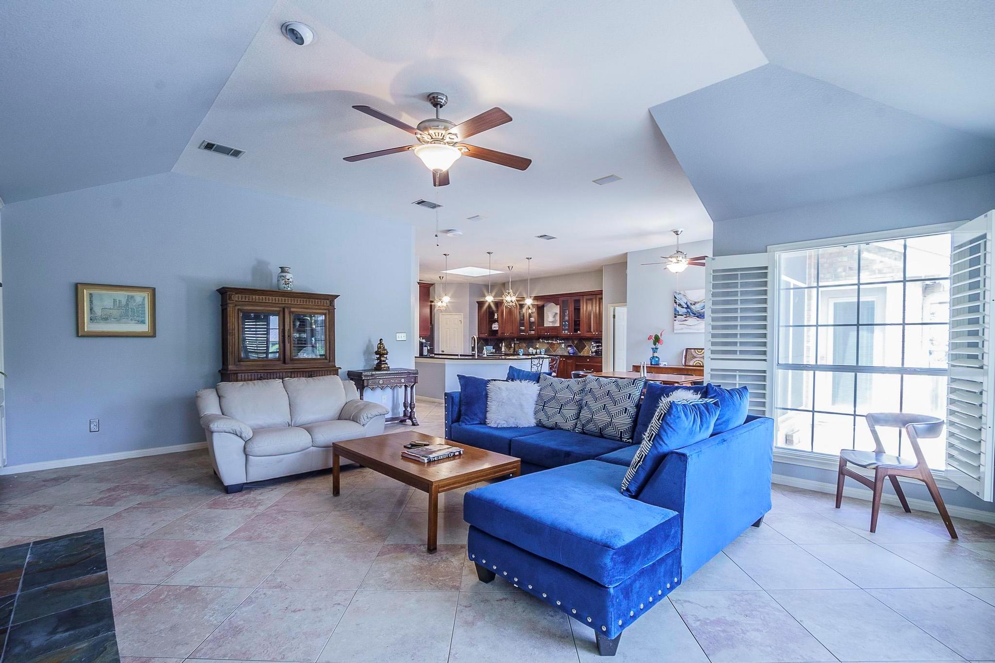5201 Kite Tail Dr Property Photo 7