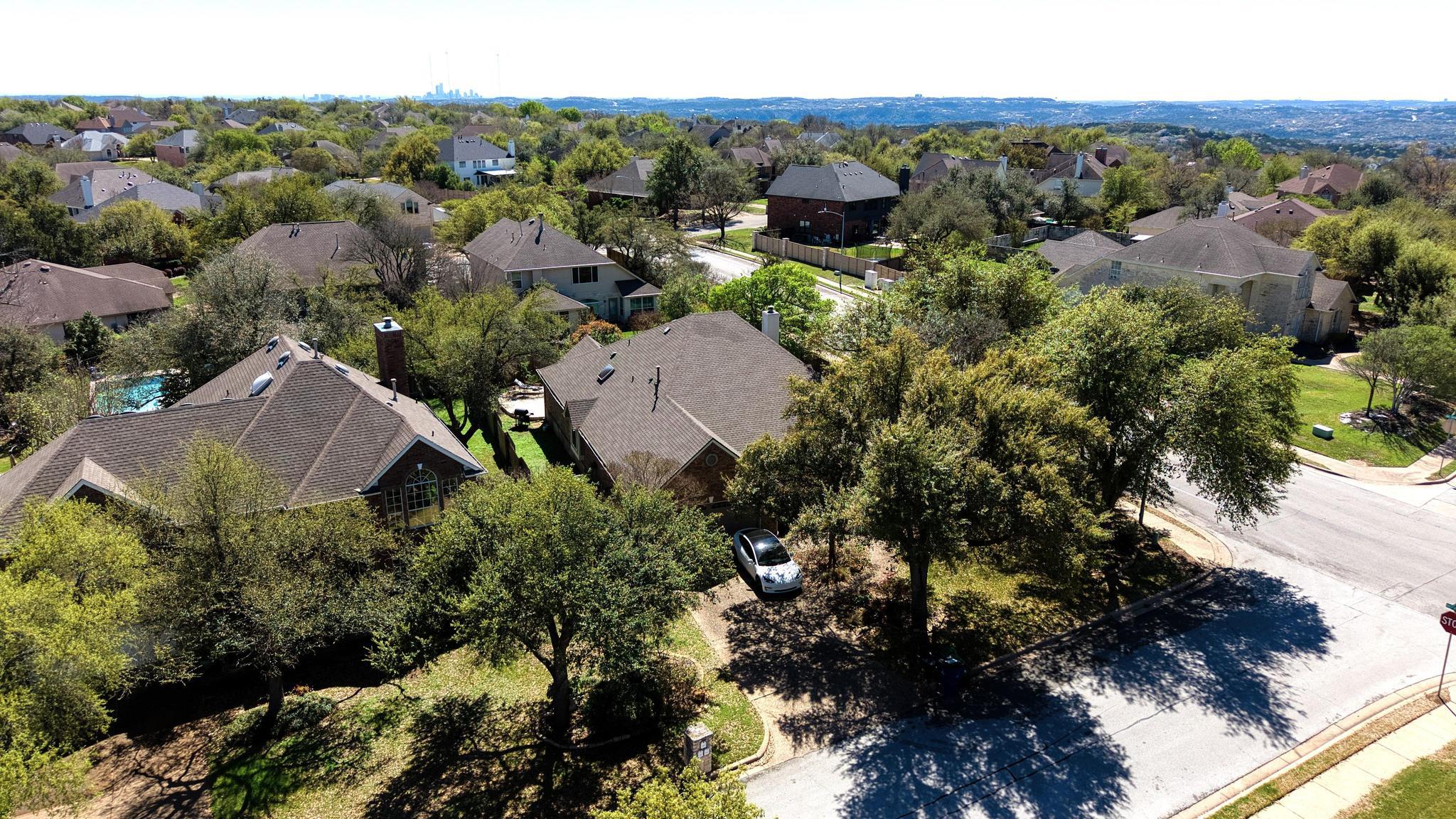 5201 Kite Tail Dr Property Photo 27