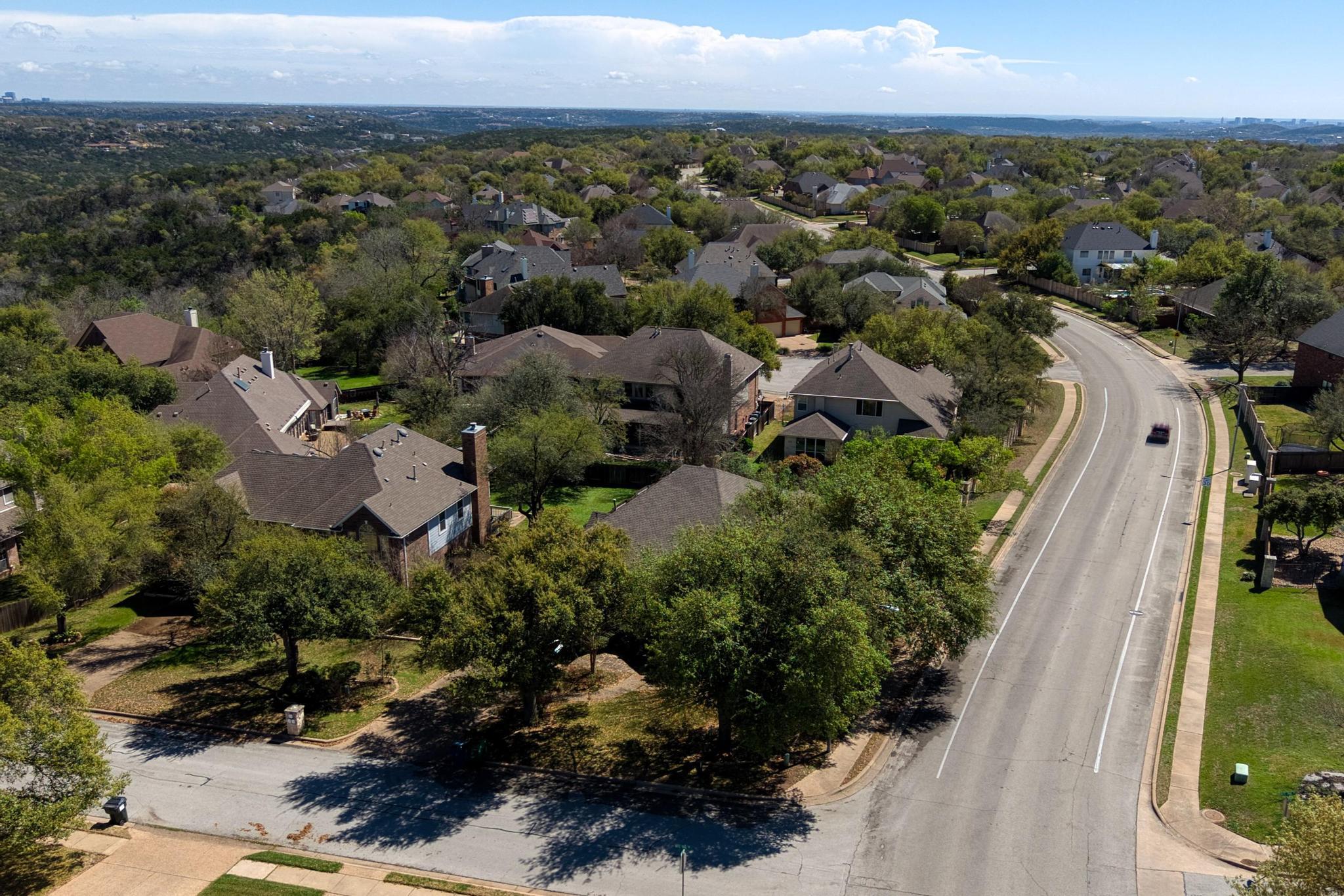 5201 Kite Tail Dr Property Photo 28