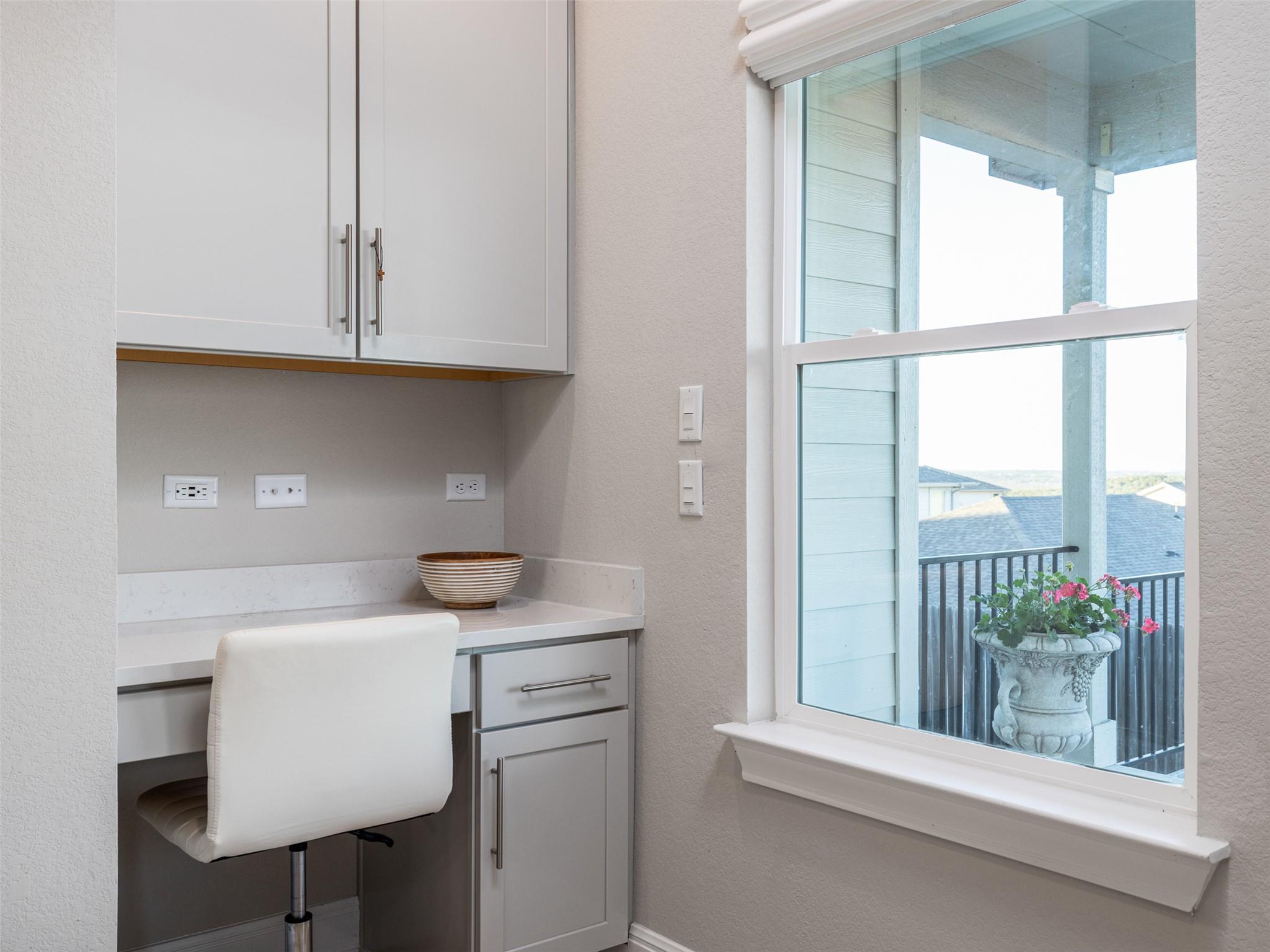 167 Victoria Peak Loop Property Photo 12
