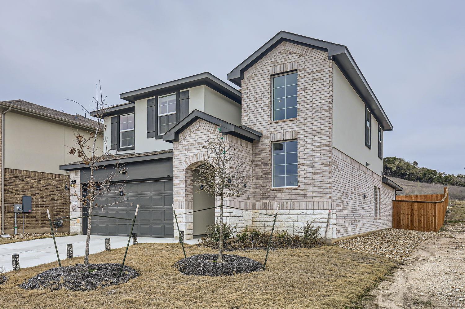 2832 Indian Clover Trl Property Photo 2