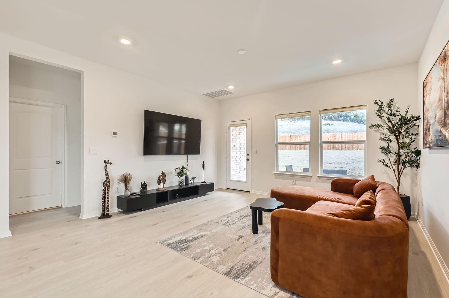 2832 Indian Clover Trl Property Photo 4