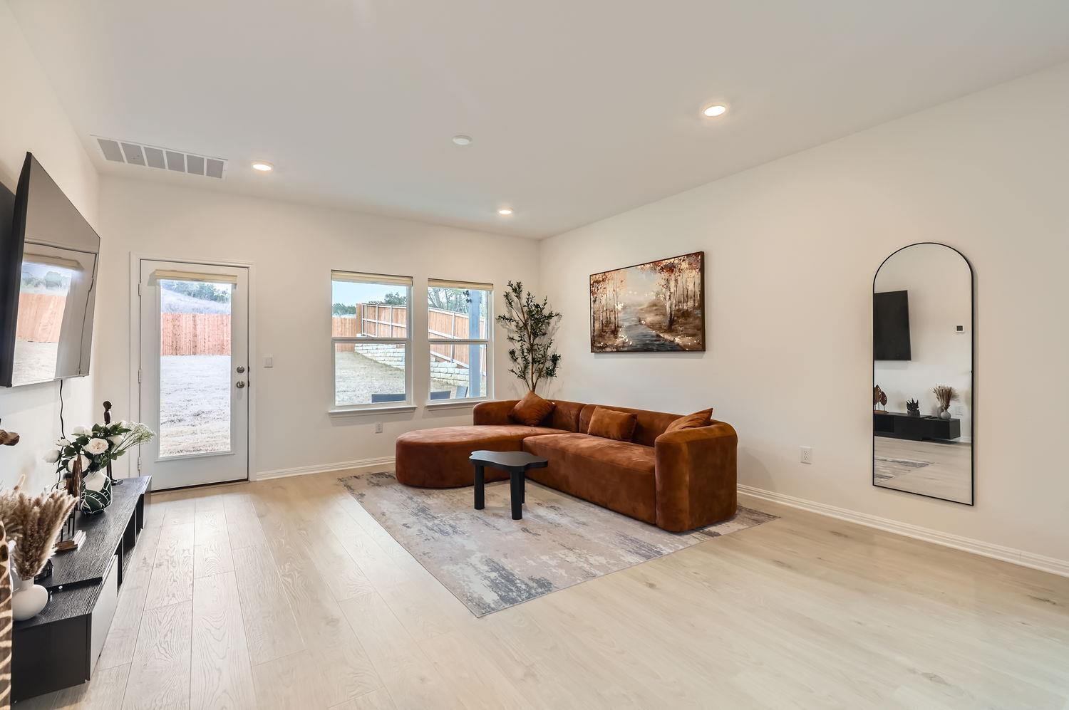 2832 Indian Clover Trl Property Photo 5