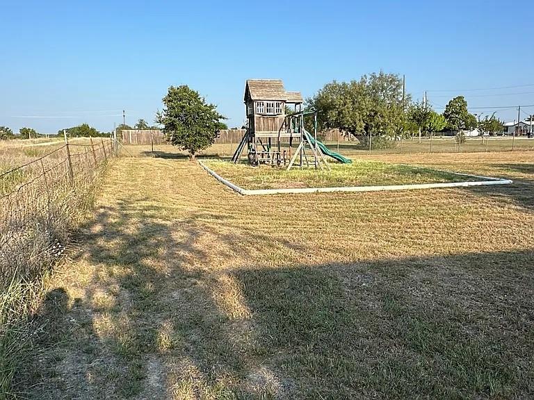 116 Crestview Dr Property Photo 18