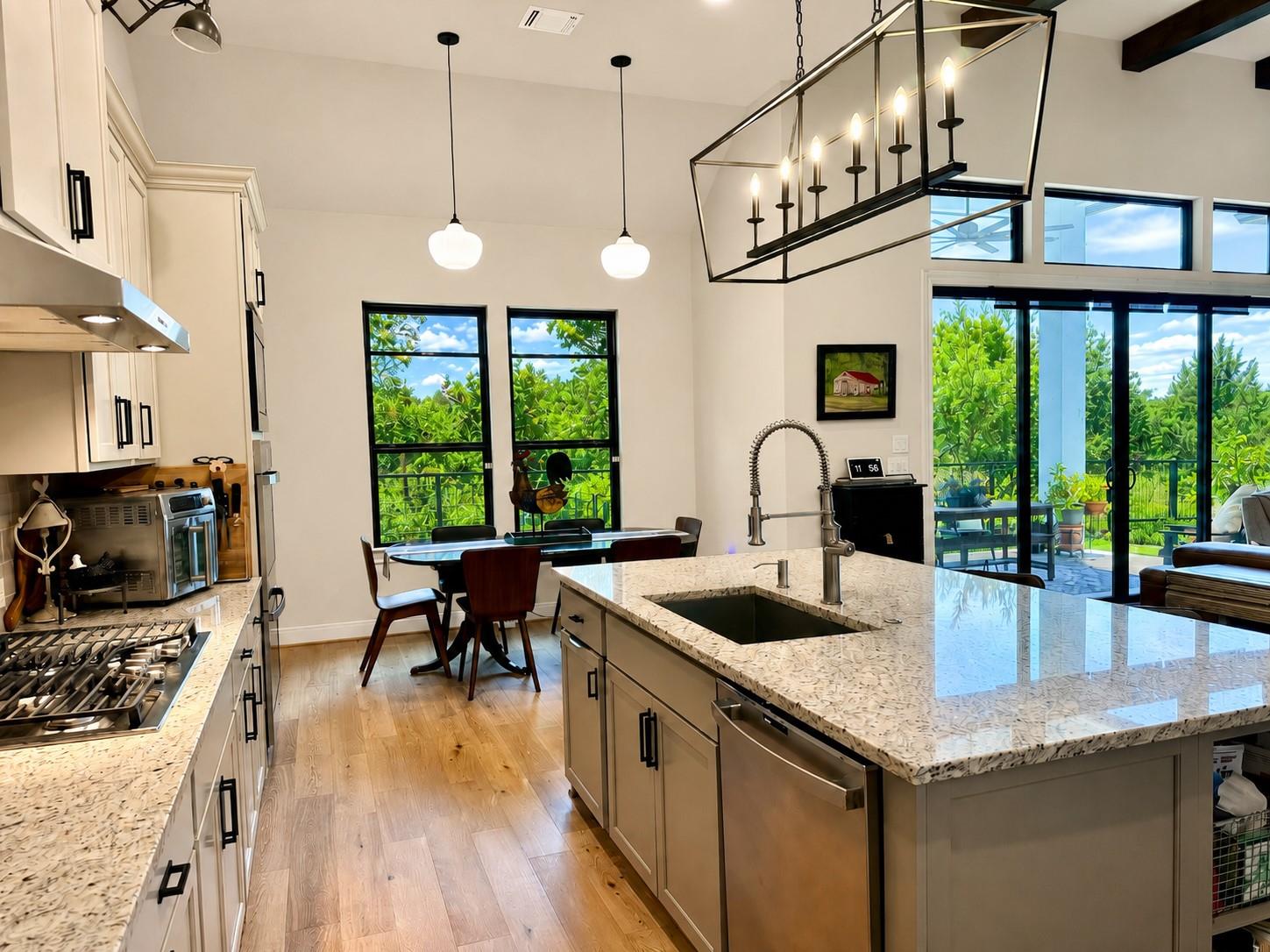 365 Warbler Dr Property Photo 11