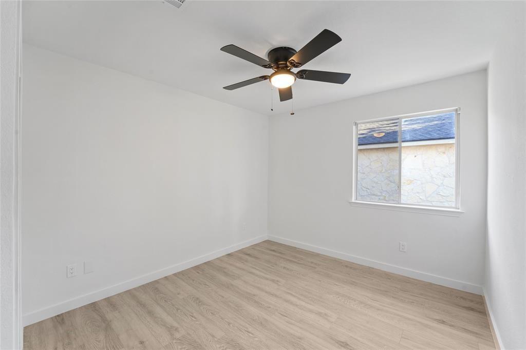 2537 Vernell Way Property Photo 11