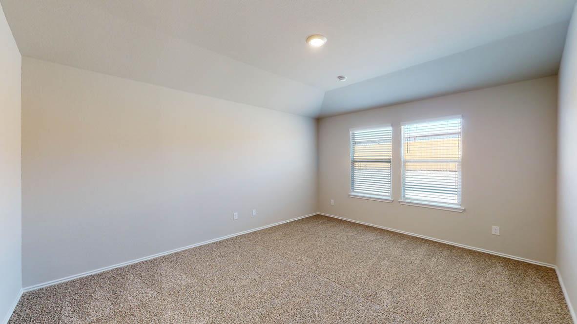 1304 Iron Horse Dr Property Photo 14