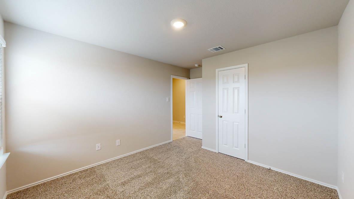 1304 Iron Horse Dr Property Photo 20