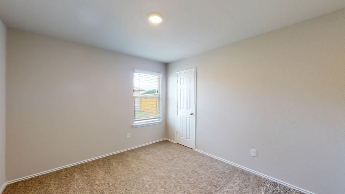 1304 Iron Horse Dr Property Photo 22