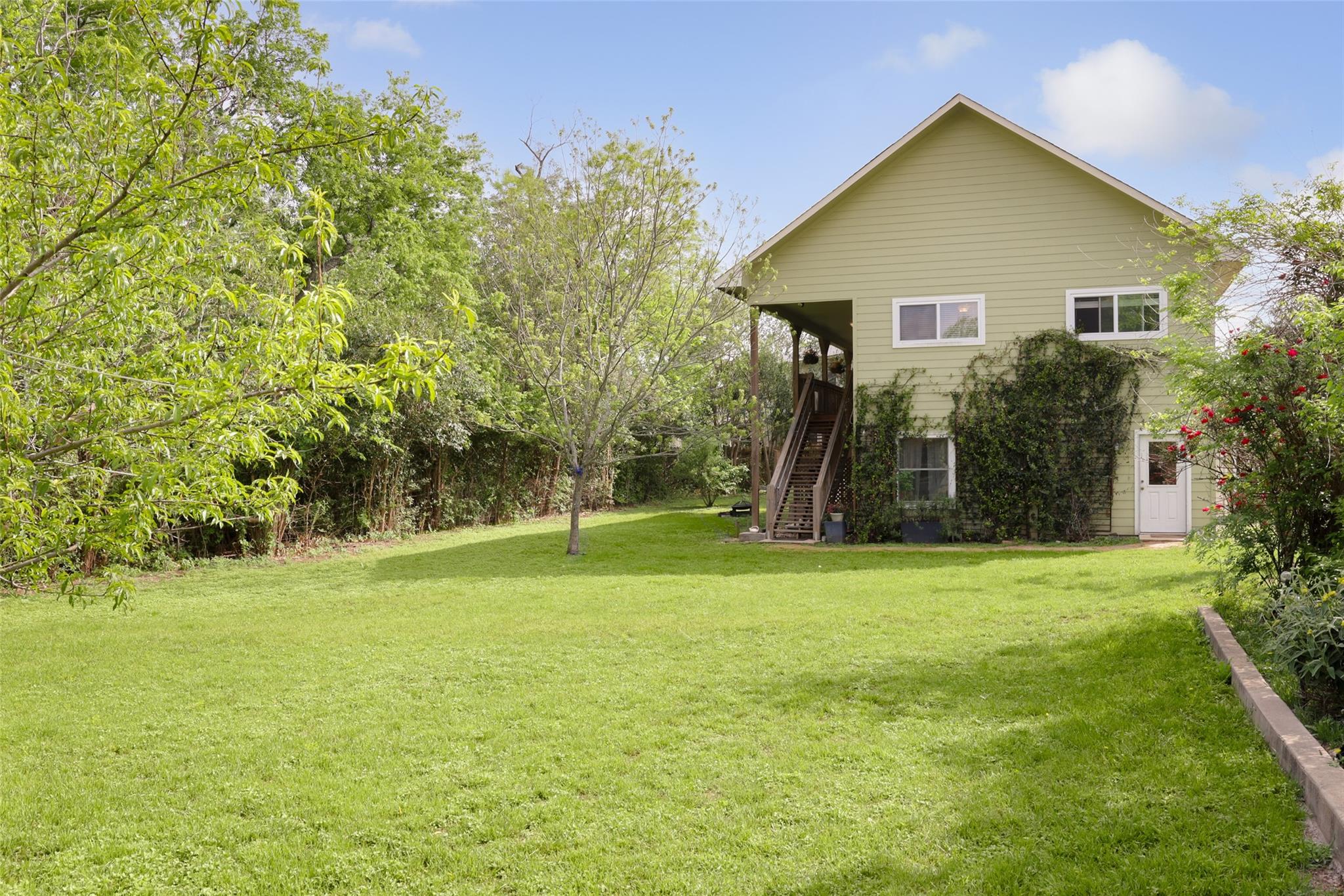 1917 Miles Ave Property Photo 31