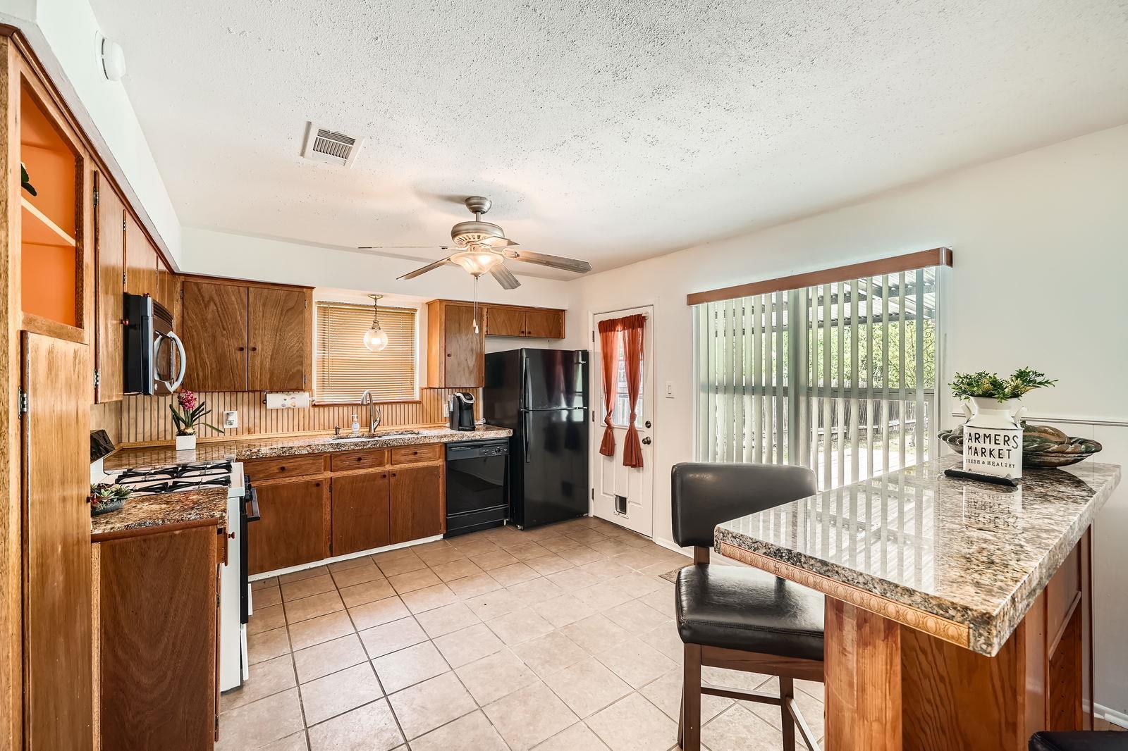 914 Hermitage Dr Property Photo 10