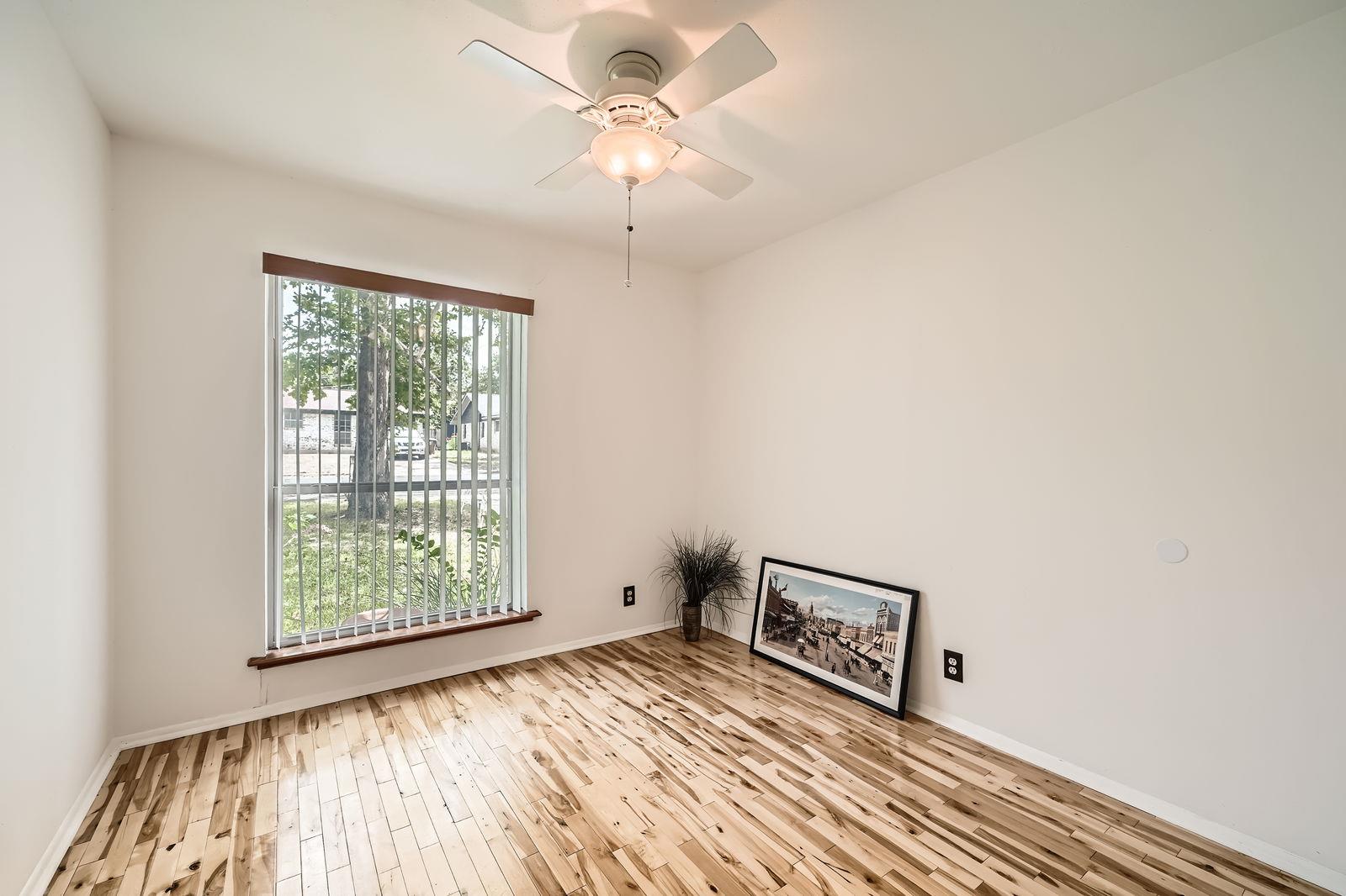 914 Hermitage Dr Property Photo 22