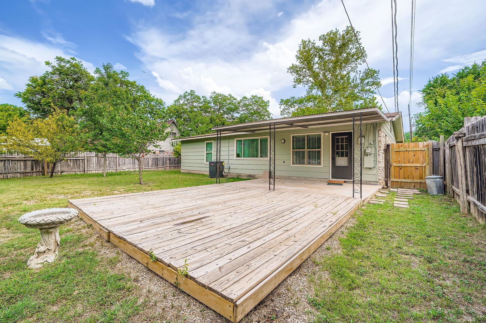 914 Hermitage Dr Property Photo 25