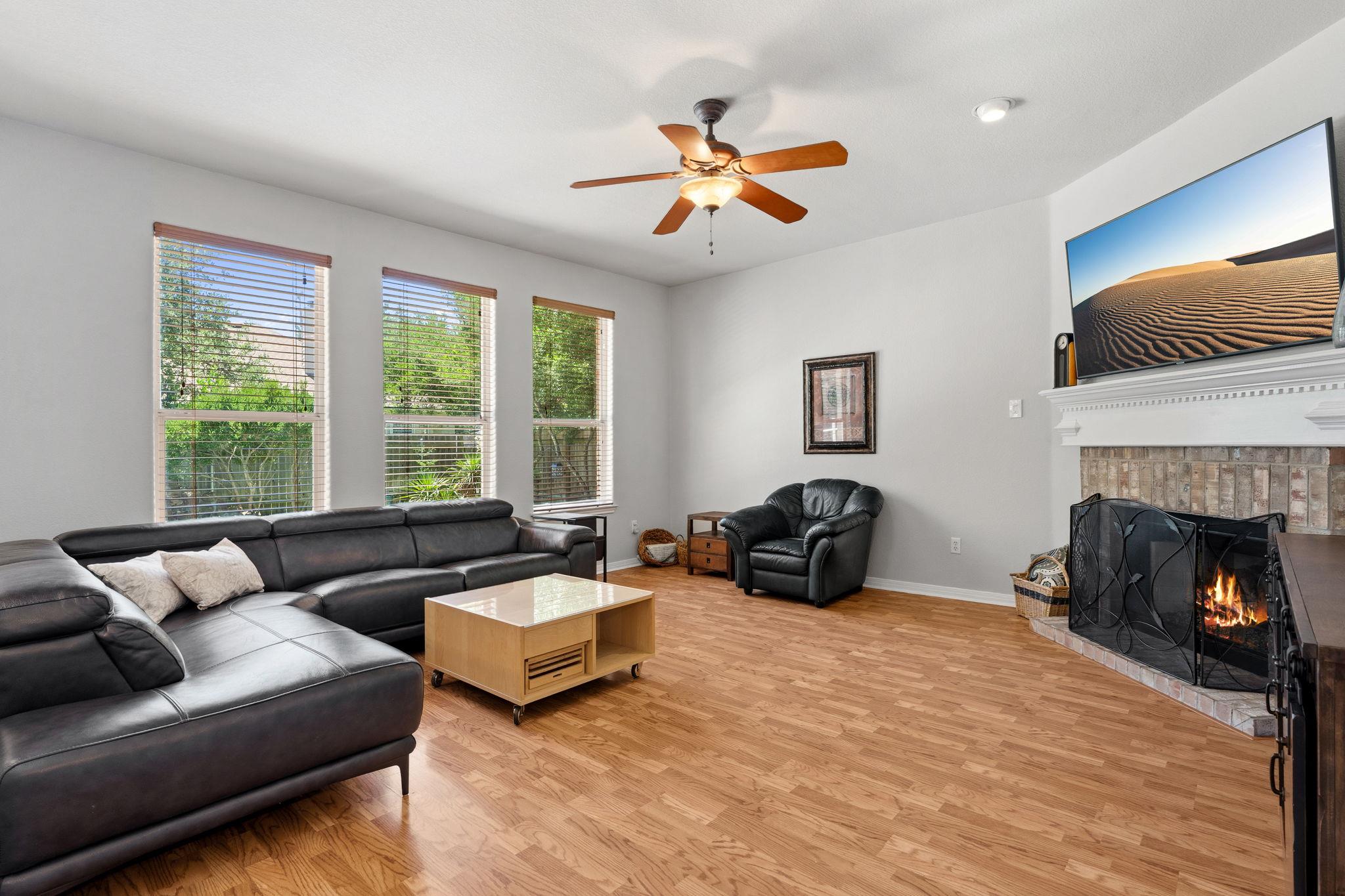 8901 Spearhead Cv N Property Photo 10