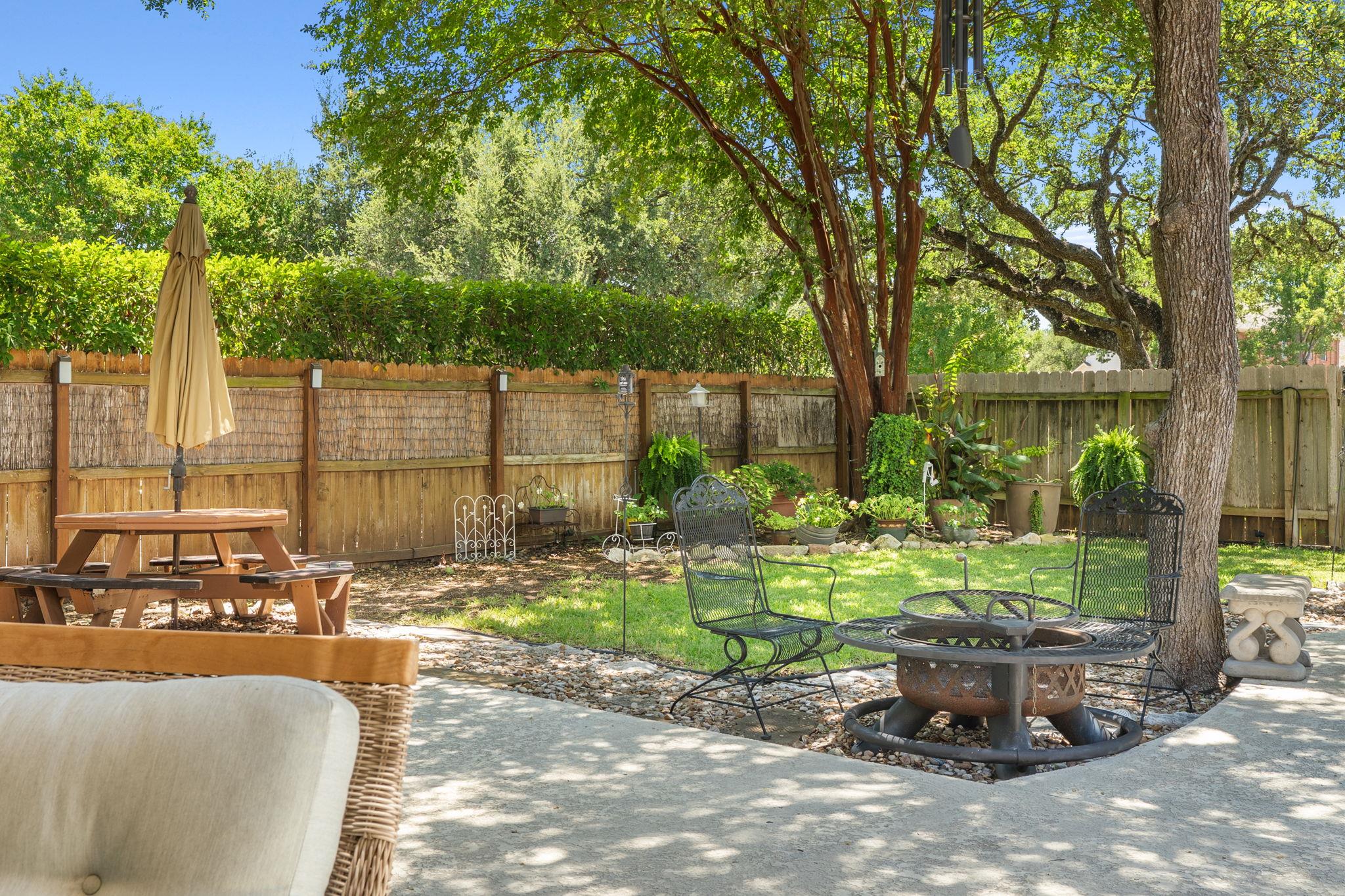 8901 Spearhead Cv N Property Photo 35
