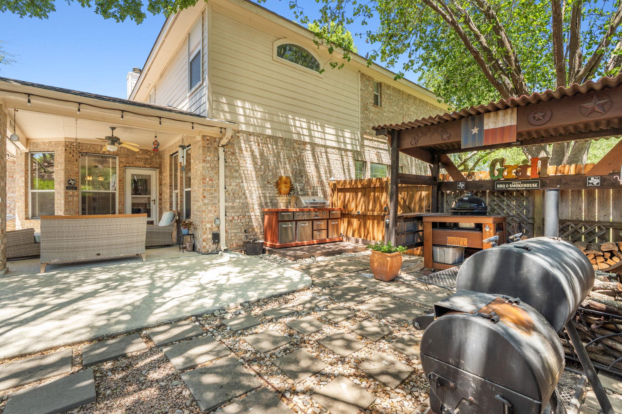 8901 Spearhead Cv N Property Photo 36