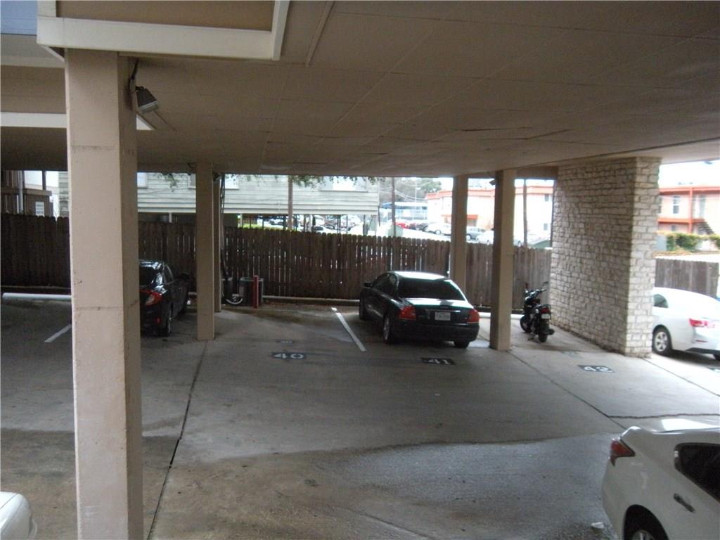 2414 Longview St #305 Property Photo 12