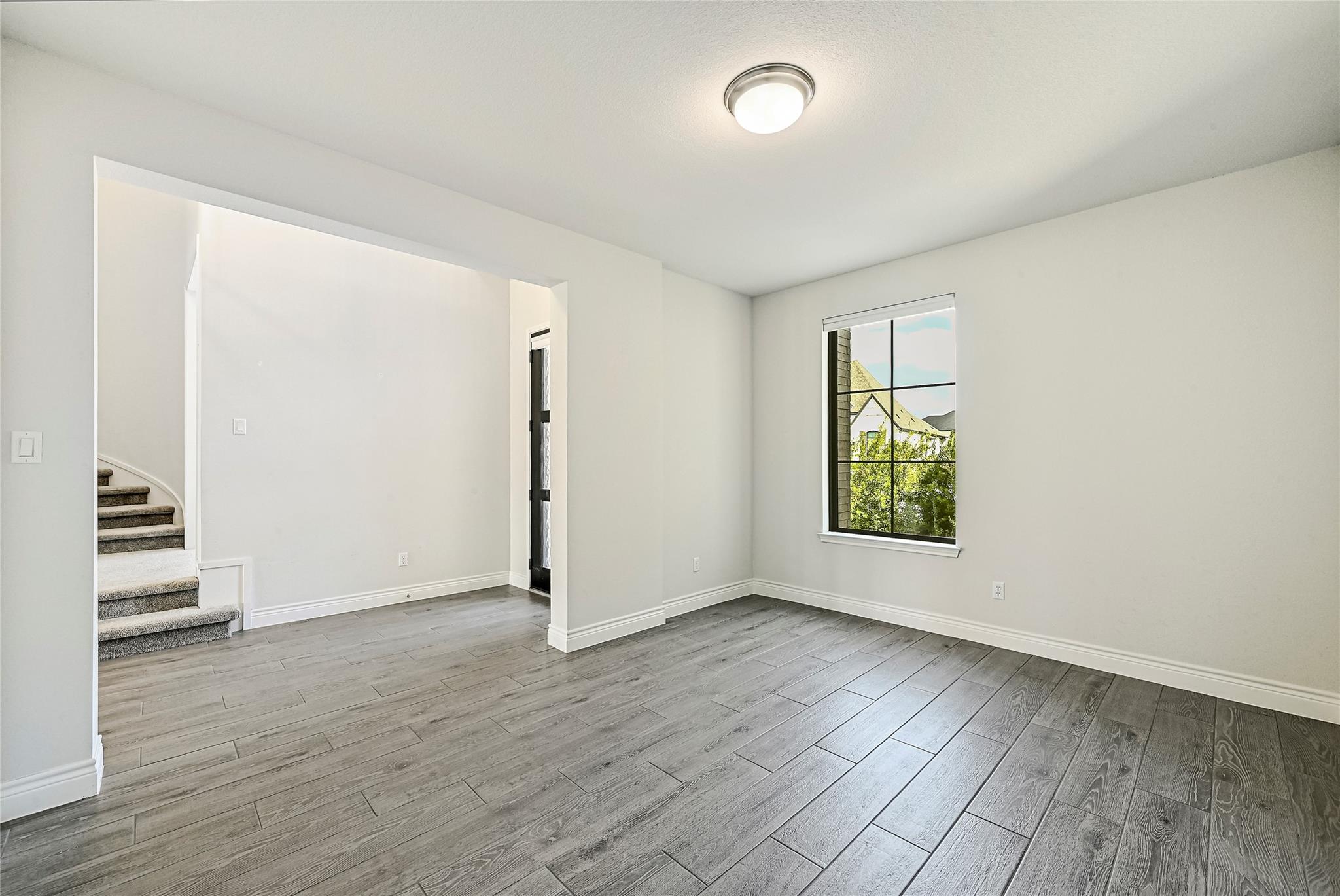 501 Sierra Lisa Cv Property Photo 14