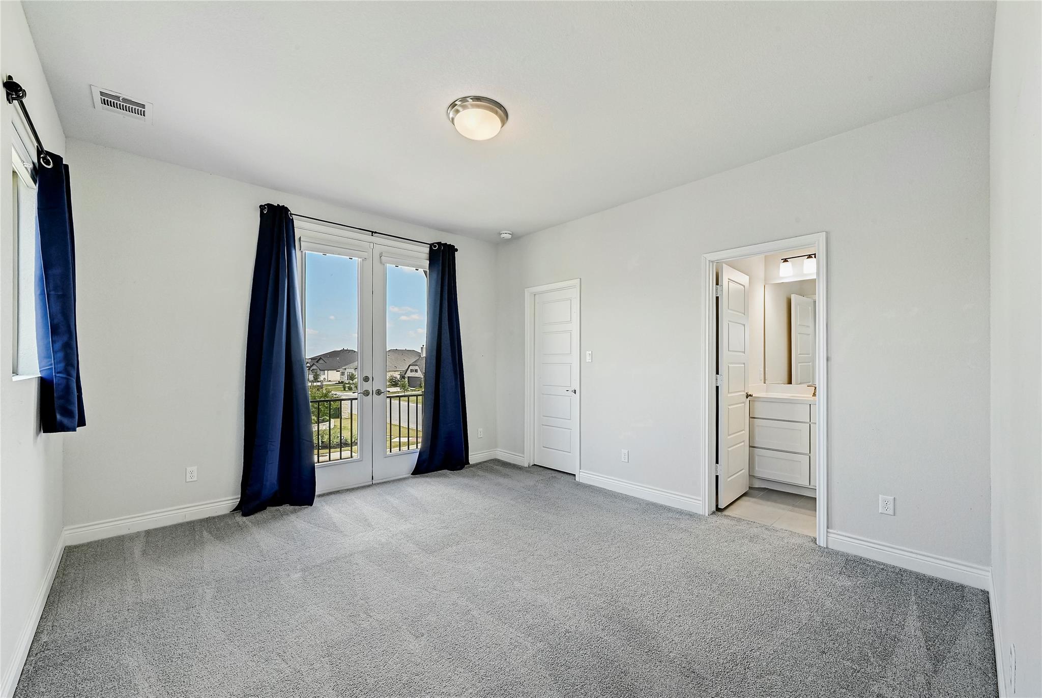 501 Sierra Lisa Cv Property Photo 25