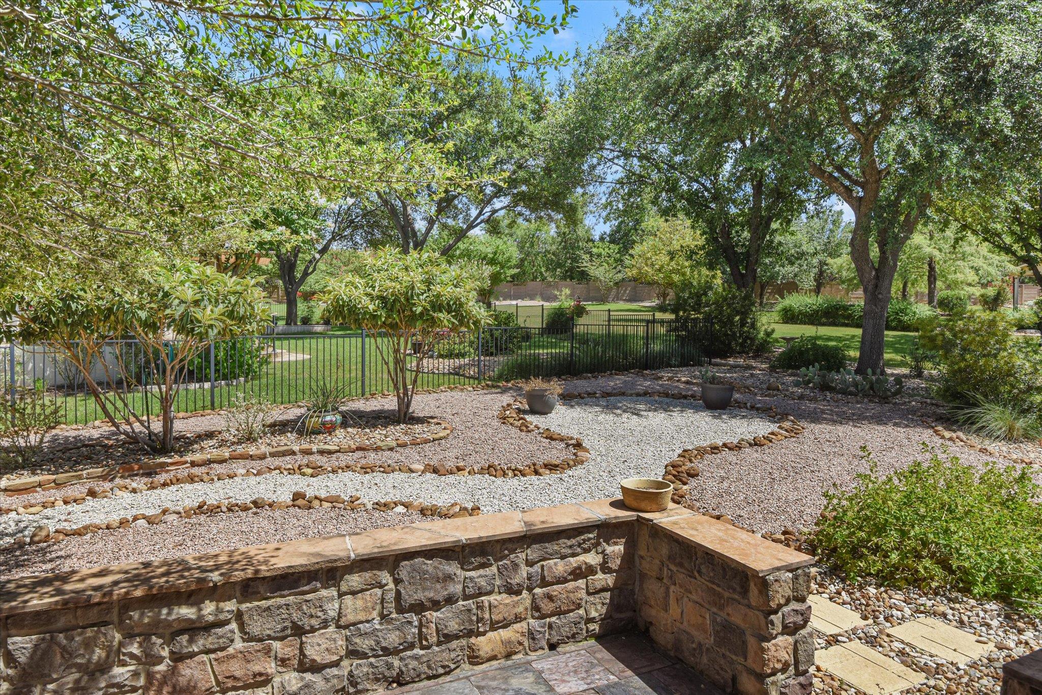 101 Rockrose Ct Property Photo 26