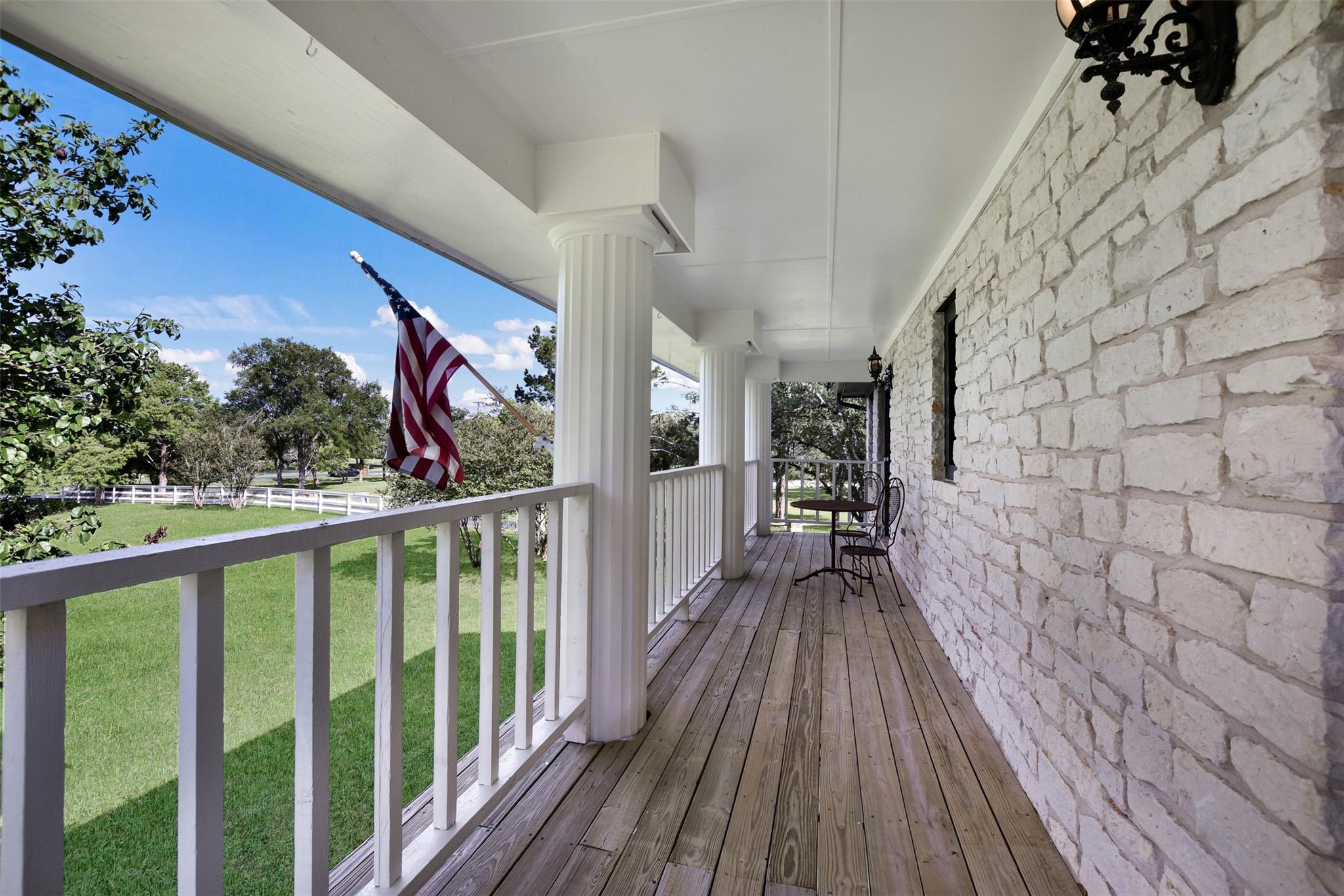 2204 Walsh Dr Property Photo 17