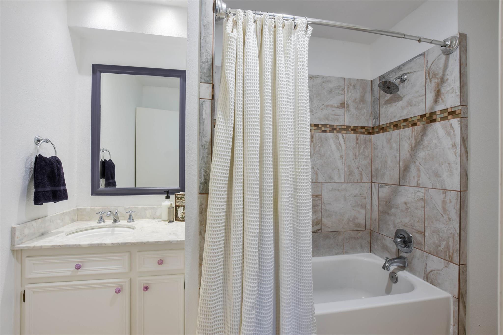 2204 Walsh Dr Property Photo 26