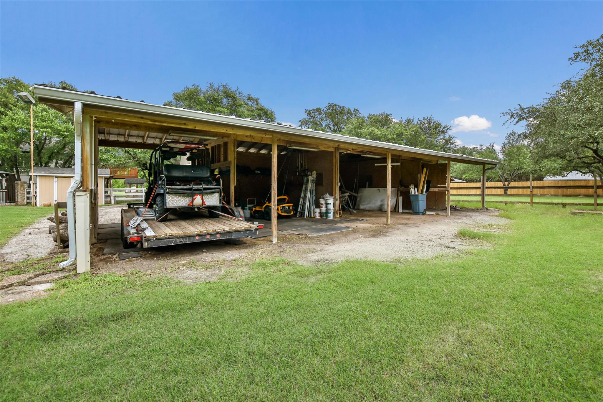 2204 Walsh Dr Property Photo 31