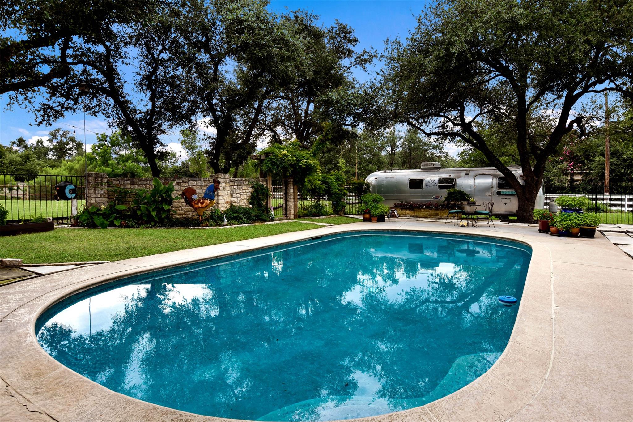 2204 Walsh Dr Property Photo 38