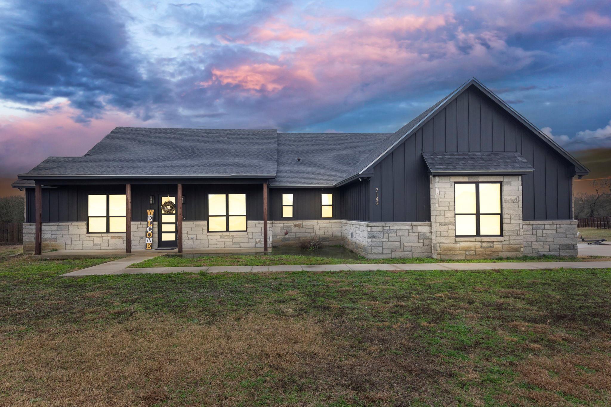 Academy Real Estate Listings Main Image