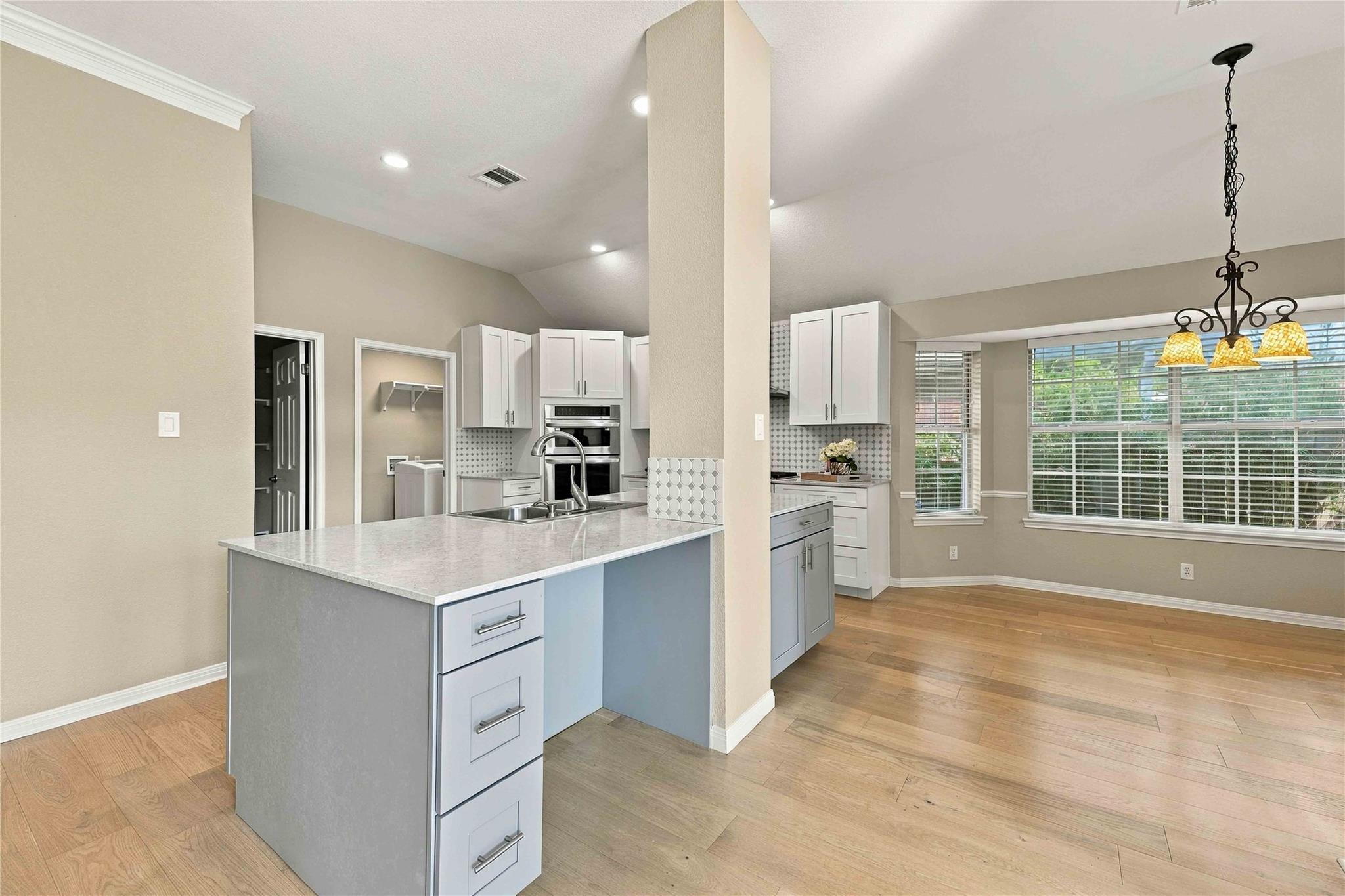 10045 Planters Woods Dr Property Photo 16