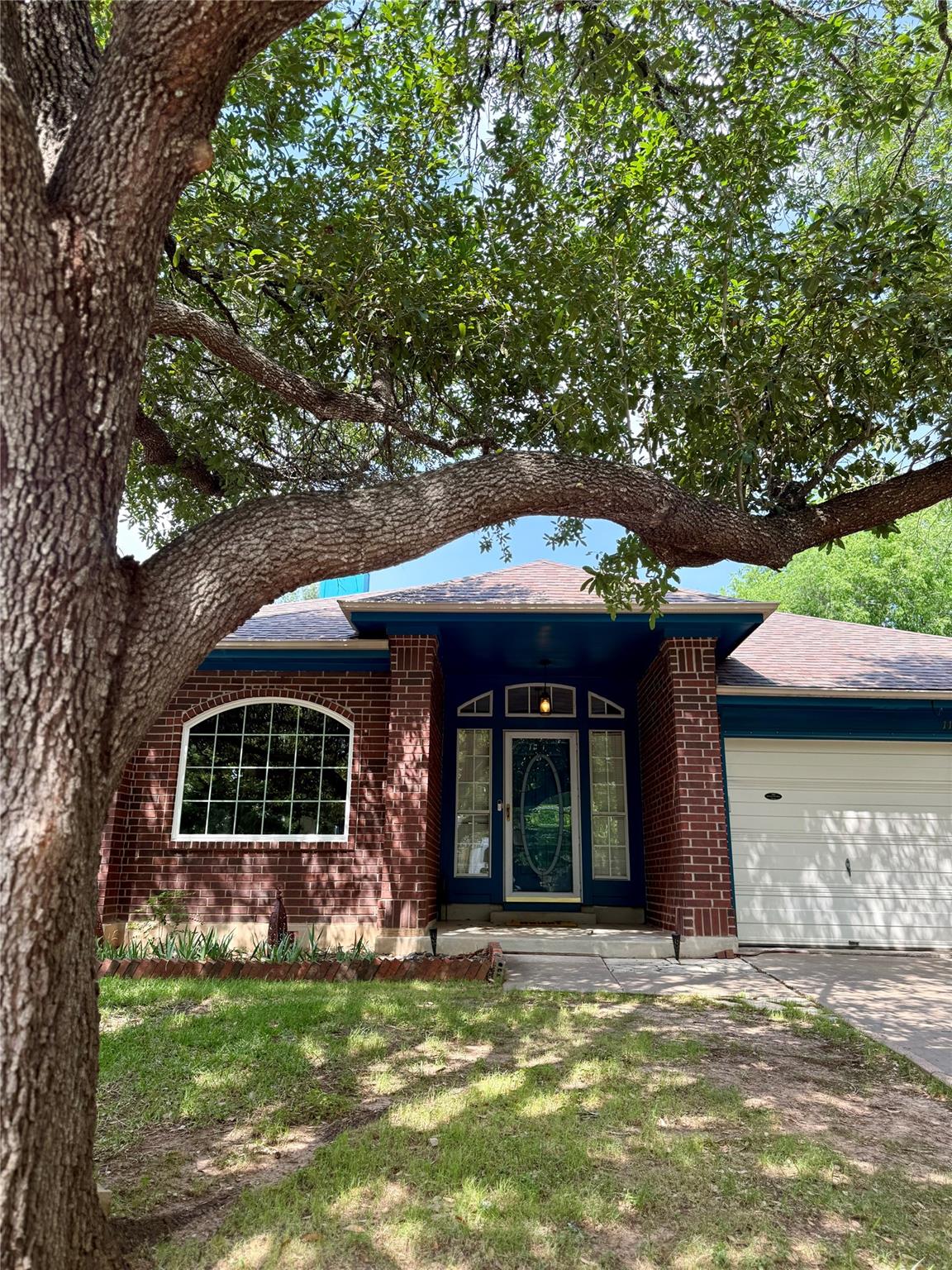 11412 Esperanza Dr Property Photo